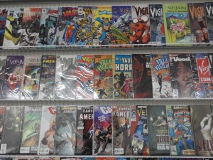 Huge Lot 110+ Comics W/ Batman, Daredevil, Captain America+ Avg Fine/VF Cond!!
