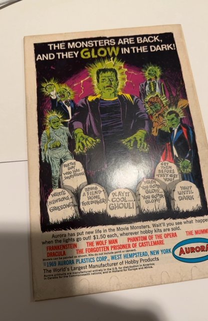 Detective Comics #392 (10/69, DC) Classic Neal Adams Cover!