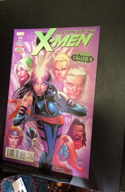 Astonishing X-Men #12 Greg Land Variant (2018) high-grade variant key! NM- Wow