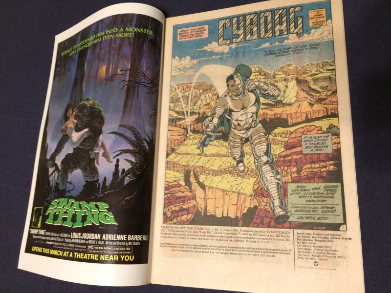 New Teen Titans #1 VF/NM Cyborg DC Comics