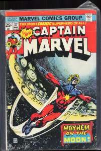 Captain Marvel #37 (1975) Captain Marvel