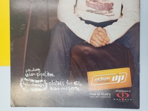 Superman #210 Signed by Jim Lee Dynamic Forces w/COA #303/999 See Photos