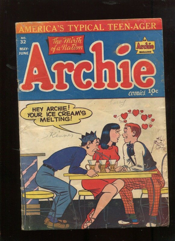 ARCHIE #32 (4.0) JUGHEAD AND BETTY COVER GOOD GIRL ART!