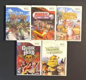 Nintendo Wii Collection(5) Guitar Hero & More Complete and Tested