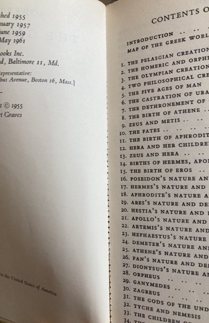 The Greek myths:1,graves,1961 paperback