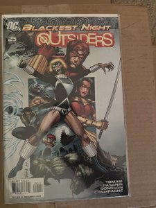 The Outsiders #25 (2010)