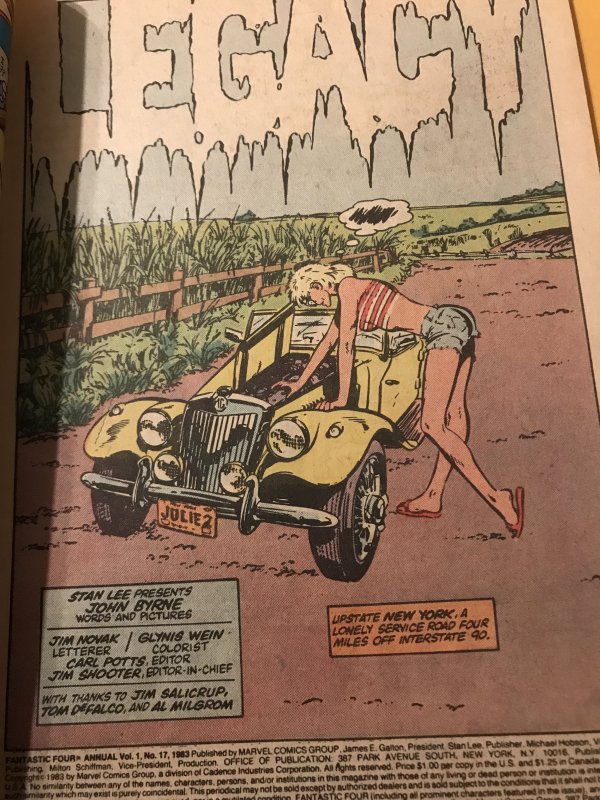 Fantastic Four Annual #17 : Marvel 1983 VG+; John Byrne 80’s cheesecake