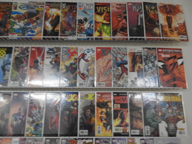 Huge Lot 160+ Comics W/X-Men, Black Panther, Avengers+ Avg VF+ Condition!!