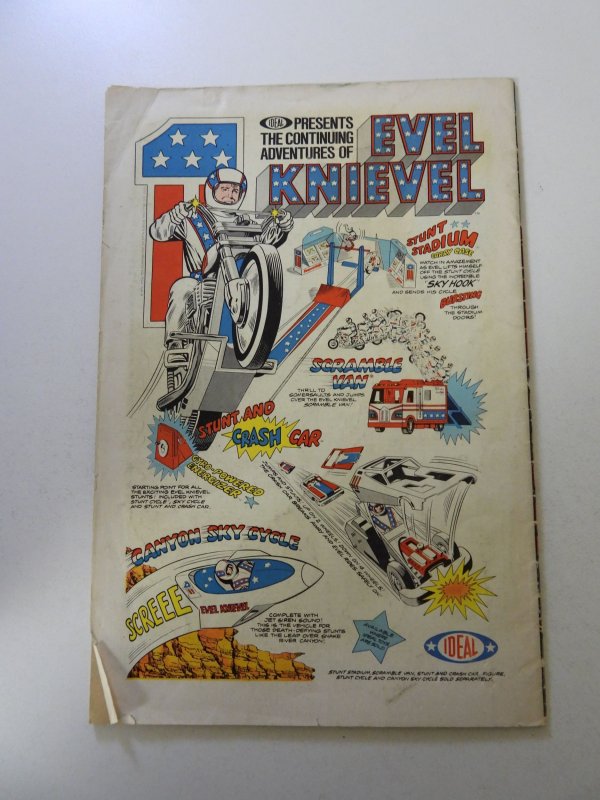 Creatures on the Loose #33 (1975) VG condition MVS intact