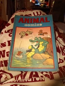 ANIMAL COMICS 21 DELL 1946 POGO-POSSUM WALT KELLY Uncle wiggily golden age funny