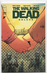 The Walking Dead Deluxe #21 Cover B (2021) The Walking Dead
