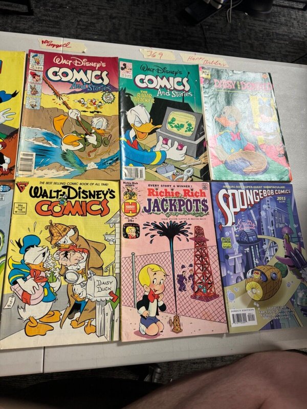 Lot of 10 Comic Lot (see pictures) 369-24