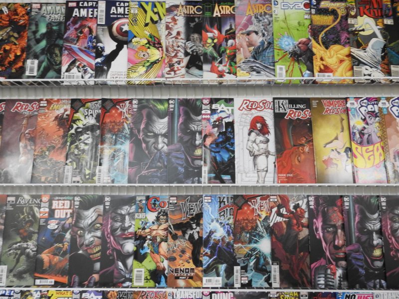 Huge Lot 170+ Comics W/ Red Sonja, Batman, Spider-Man+ Avg VF Condition!