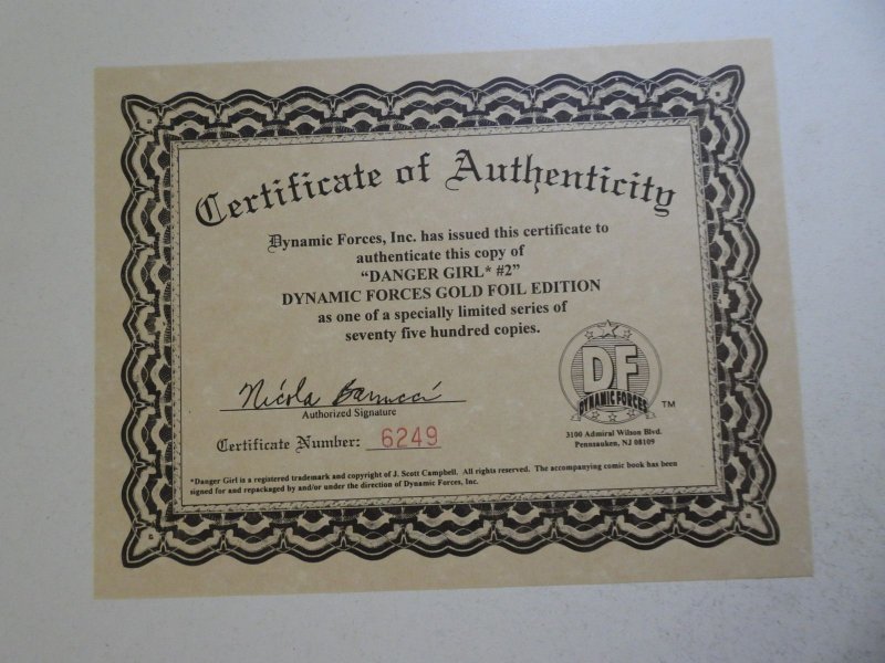 Danger Girl #2 (1998) W/ CoA! VF/NM Condition