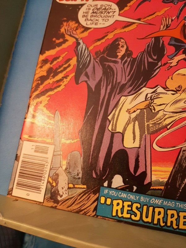 THE TOMB OF DRACULA #61. SUPER CONDITION! SEE PICS.