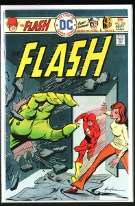 The Flash #236 (1975)