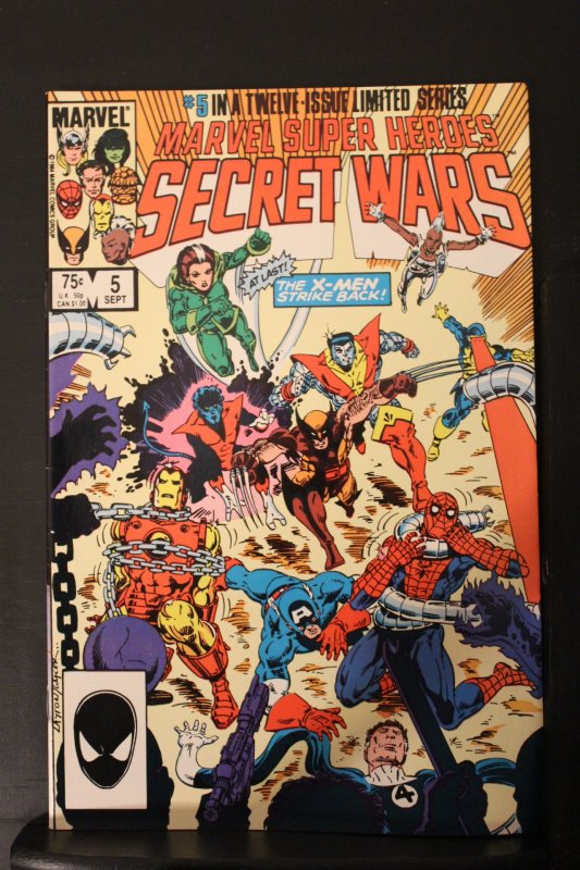Marvel Super Heroes Secret Wars #5 (1984) High-Grade NM- X-Men Spidey Cover Wow!