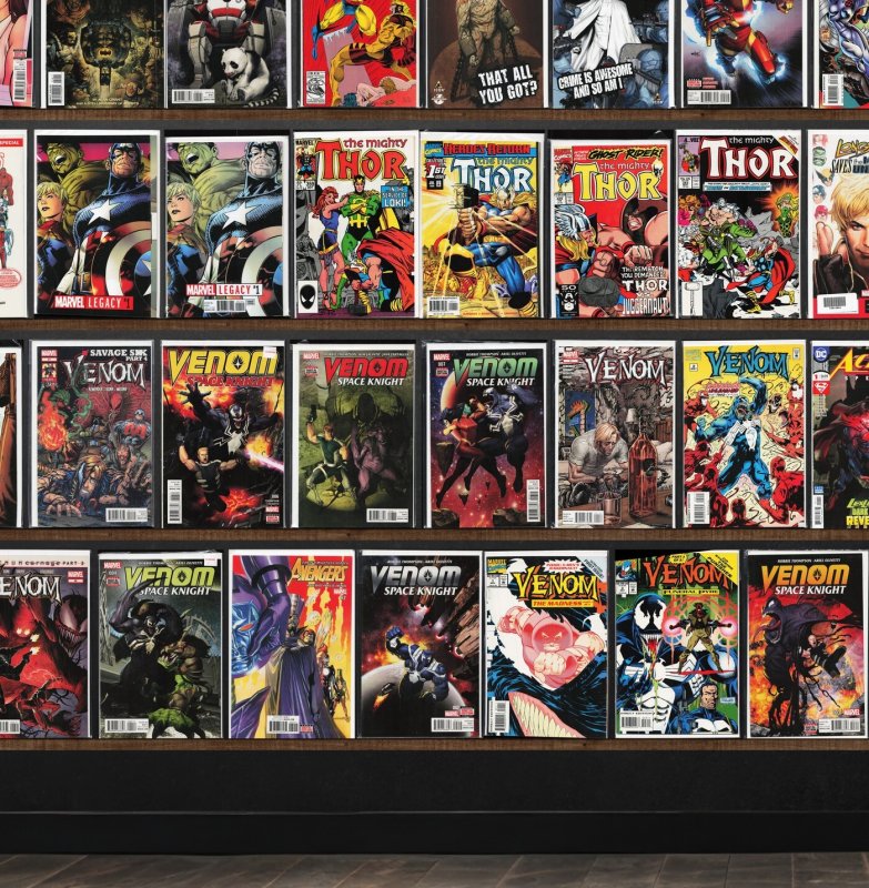 Huge Lot 140+ Comics with Captain America, The Walking Dead & More!