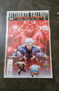 Ultimate Fallout #5 (2011)