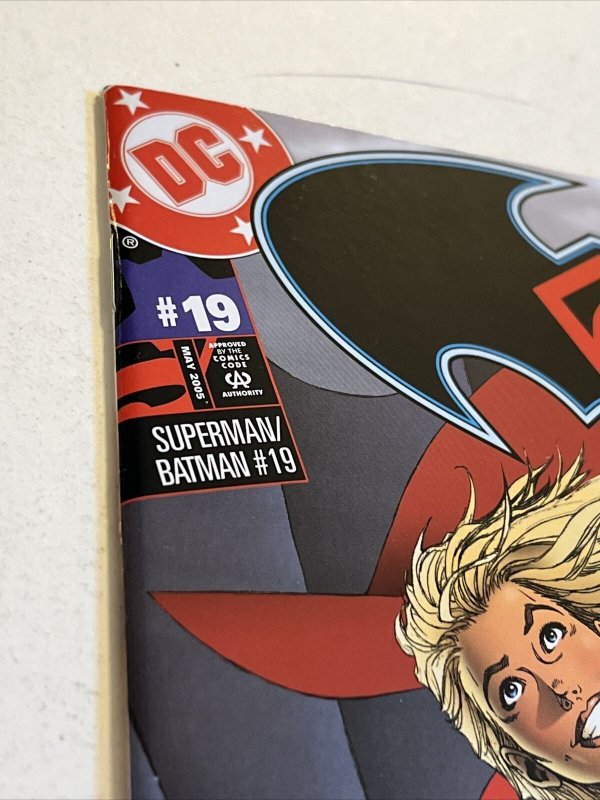 SUPERMAN/BATMAN #19 (2005) Supergirl, Clayface, & Harley Quinn App. 