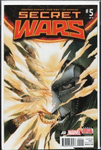 Secret Wars #5 (2015) God Emperor Doctor Doom
