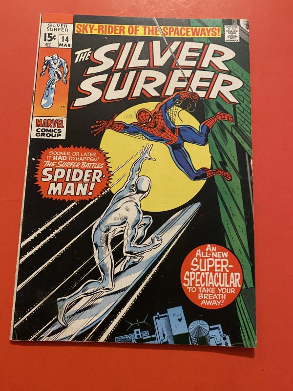 The Silver Surfer #14 (1970) 1st  Spiderman vs surfer