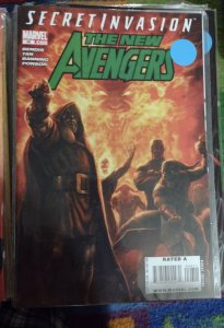 NEW  AVENGERS # 46  2008  MARVEL DISNEY  SKRULLS   SECRET INVASION villians hood