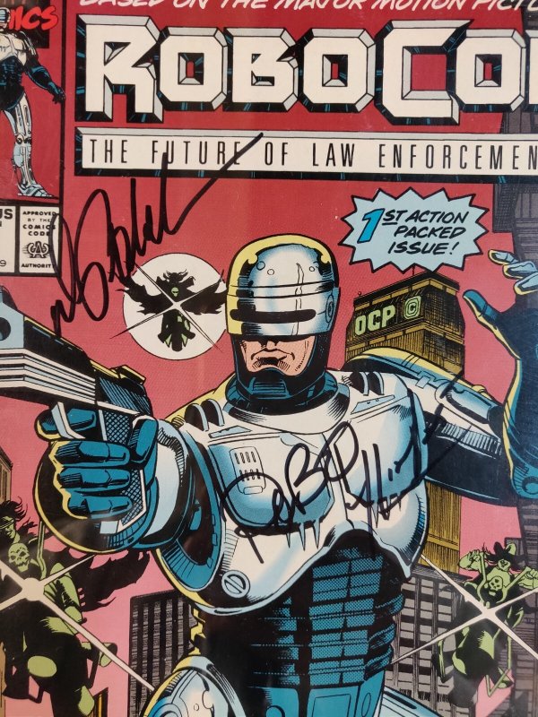 RoboCop #1 - Signed + Inscribed by Peter Weller  - CGC 9.4 - 1990