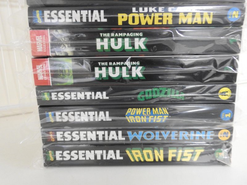 Huge Lot 17 Graphic Novel, Essentials GN's W/ Luke Cage, Batman, Hulk+ A...