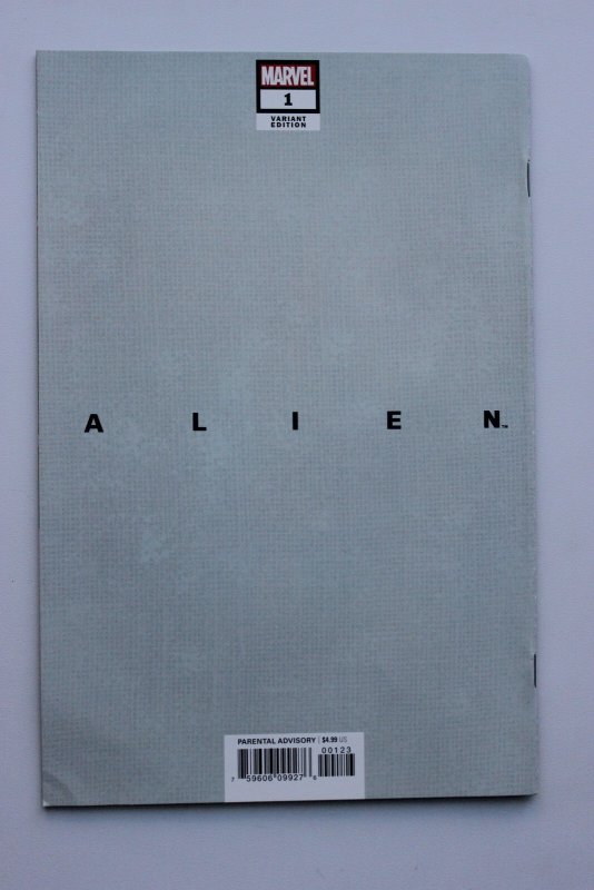 Alien #1 Wal-Mart Cover (2021) Alien / Aliens NM