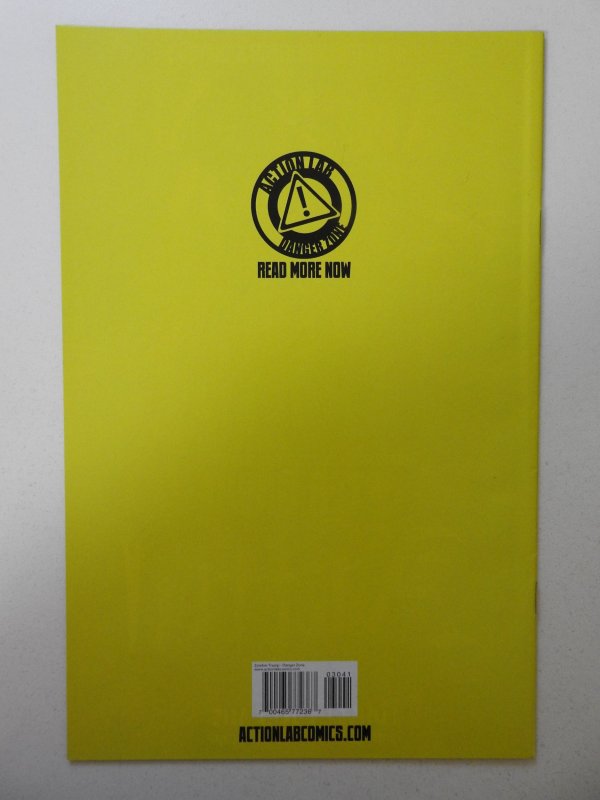 Zombie Tramp #30 Variant VF/NM Condition!