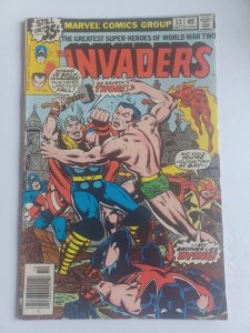 The Invaders #33 newsstand - Captain America - Thor vs Namor - 1978 - (-VF)
