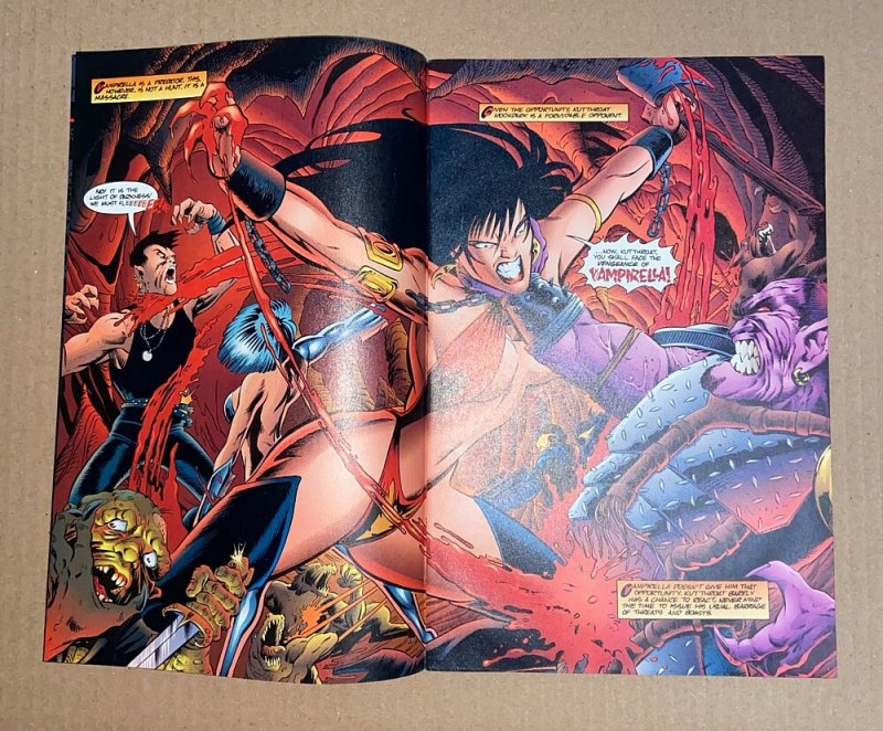 Vampirella Death & Destruction #2 ( 9.0 VFN/NM ) August 1996