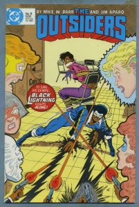 THE OUTSIDERS #9, NM, Mike Barr, Black Lightning, DC, 1985 1986, more DC in stor