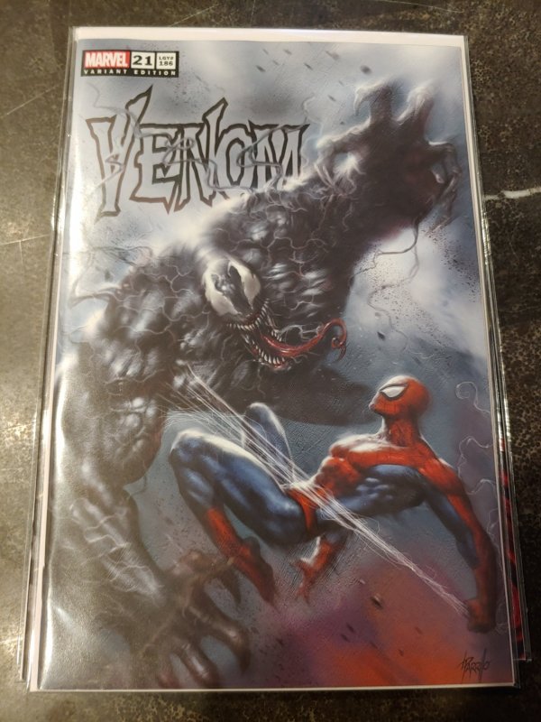 VENOM #21 LUCIO PARRILLO COMICXPOSURE EXCLUSIVE