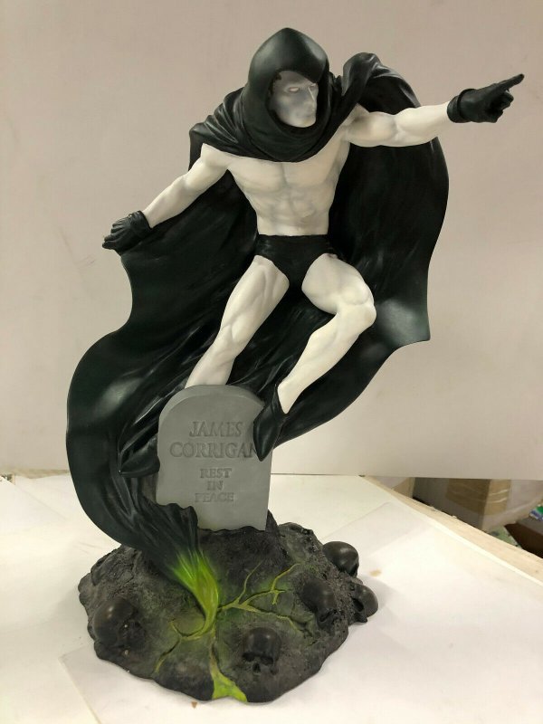 Spectre DC Direct 11-3/4 Super Rare Limited only 1200 made 2013 Paquette Statue 