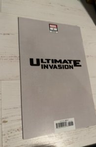 Ultimate Invasion  #1 Christopher Cover (2023)red /Black virgin