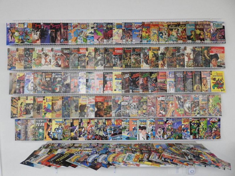 Huge Lot 200+ Comics W/ Green Lantern, Action Comics, +More! Avg FN/VF Condition