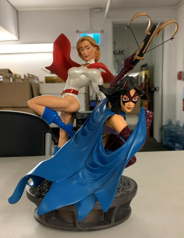 Power Girl and Huntress Legacy Statue Limited Edition See Description