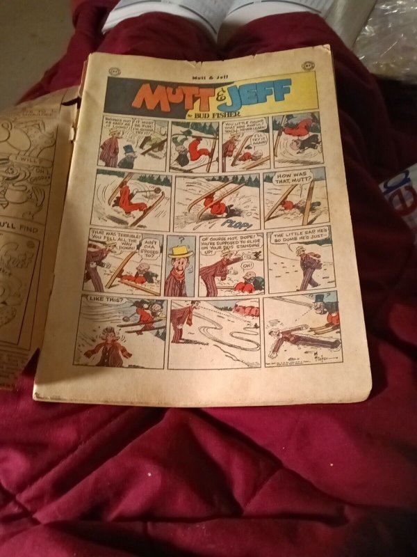 #26 Mutt and Jeff 1947 DC National Comics Cavalcade 19 All American 82 Advertise