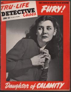 Tru-Life Detective Cases 6/1945-Tayshack-jewelry girl cover-mystery-crime-VF