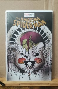 The Amazing Spider-Man #49 Momoko Cover A (2020)
