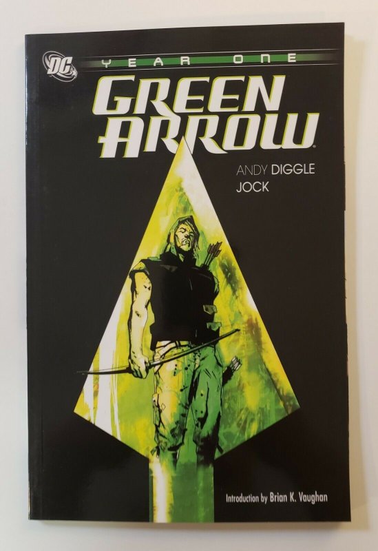 GREEN ARROW YEAR ONE TPB SOFT COVER NM DC COMICS