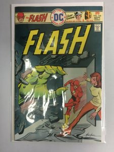 Flash #236 6.0 FN (1975)