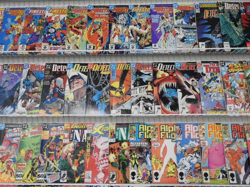 Huge Lot 180+ Comics W/Batman, Firestorm, Aliens, Superman+ Avg VF- Condition!!