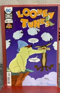 Looney Tunes #242 (2018)