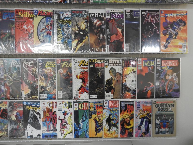 Huge Lot 150+ Comics W/ Batman, Superman, Avengers, +More! Avg VF Condition!