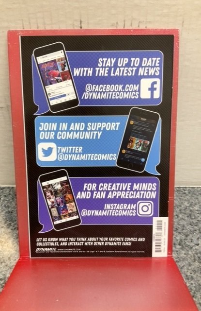 Bettie Page and the Alien Agenda #4 (2022)