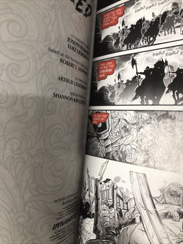 Red Sonja Black White Red # 2 Variant (NM) Dynamite Entertainment • Parrillo