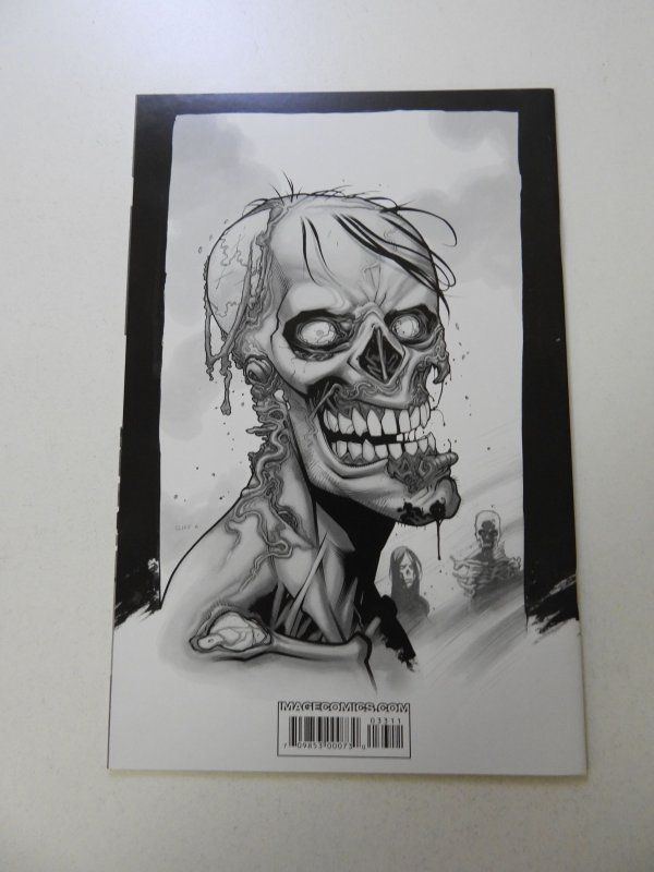 The Walking Dead #33 (2006) NM- condition